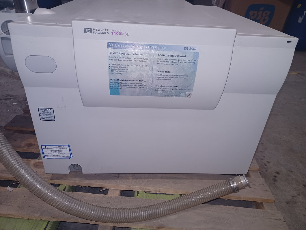 Agilent/HP Series 1100 G1946A MSD Mass Spectrometer  | Parts Unit, Untested