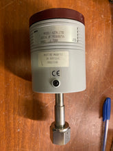 Load image into Gallery viewer, MKS Baraton 627 Pressure Transducer 0.1 Torr